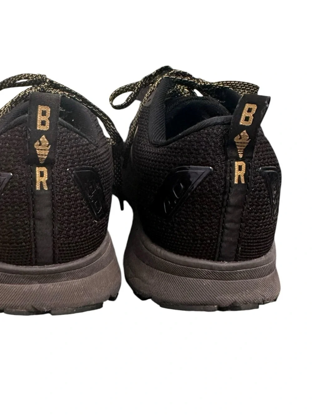 Brooks Revel 4 Running Shoes Black Gold Athletic Sneakers Men’s 9 Women’s 11